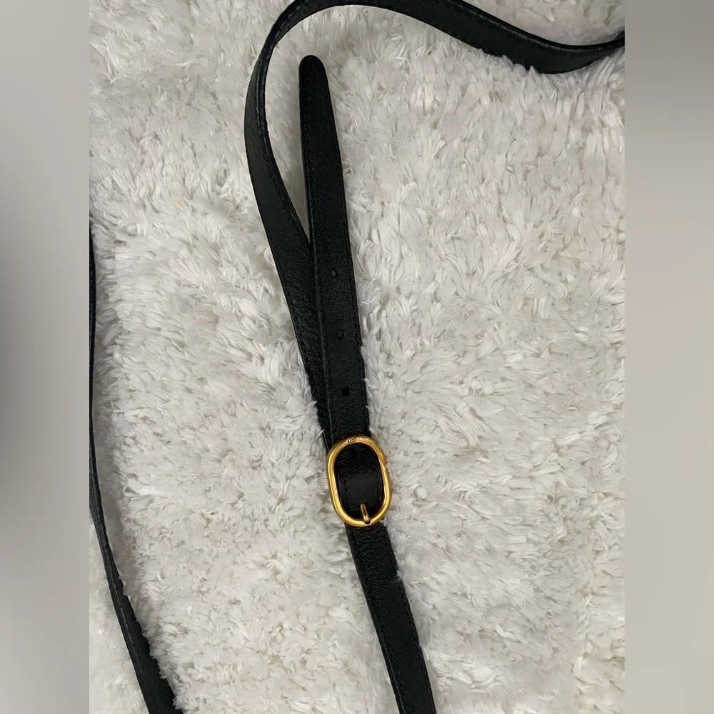Gucci Vintage Crossbody Bag - Picture 6 of 15